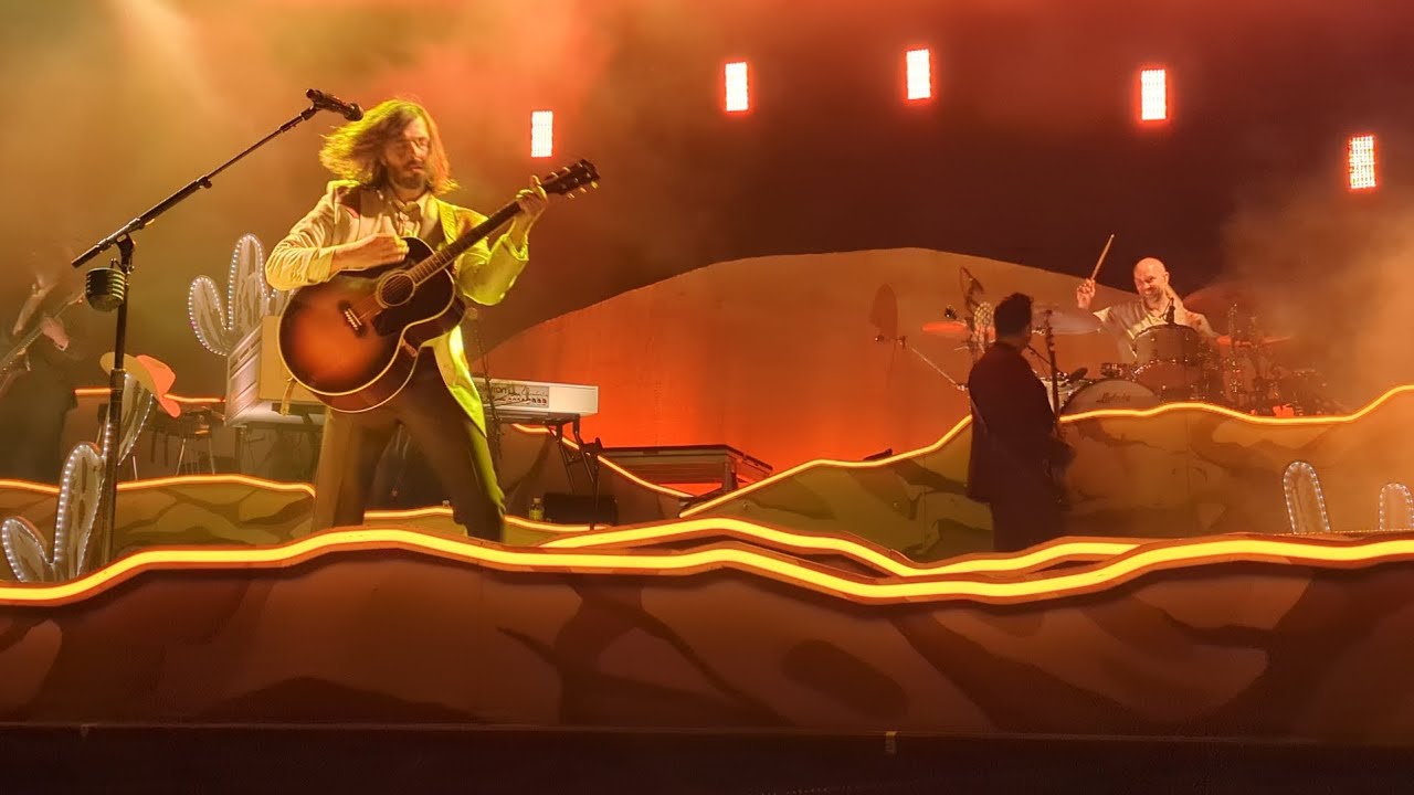 Lord Huron Live @ the Salt Shed in Chicago on 8/15/22 (full concert)