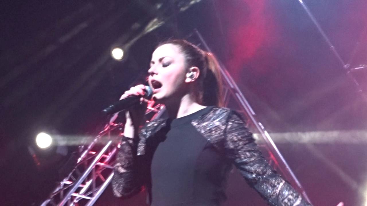Annalisa - Tra due minuti è primavera - Teatro Nazionale Milano - 17 Maggio 2016