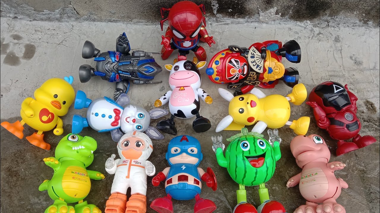 Menemukan Mainan Robot Dance Robot Joget Captain America Optimus Animal Pikachu kelinci sapi Avenger