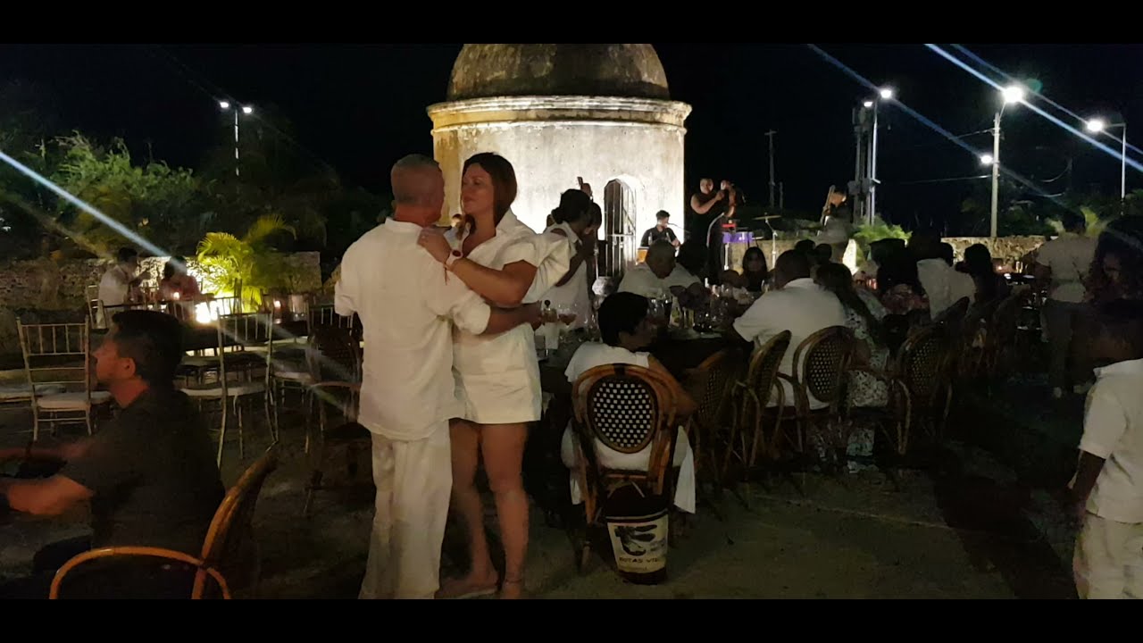 Cartagena de Indias Bar y Restaurant  El Baluarte de San Javier Ciudad Amurallada