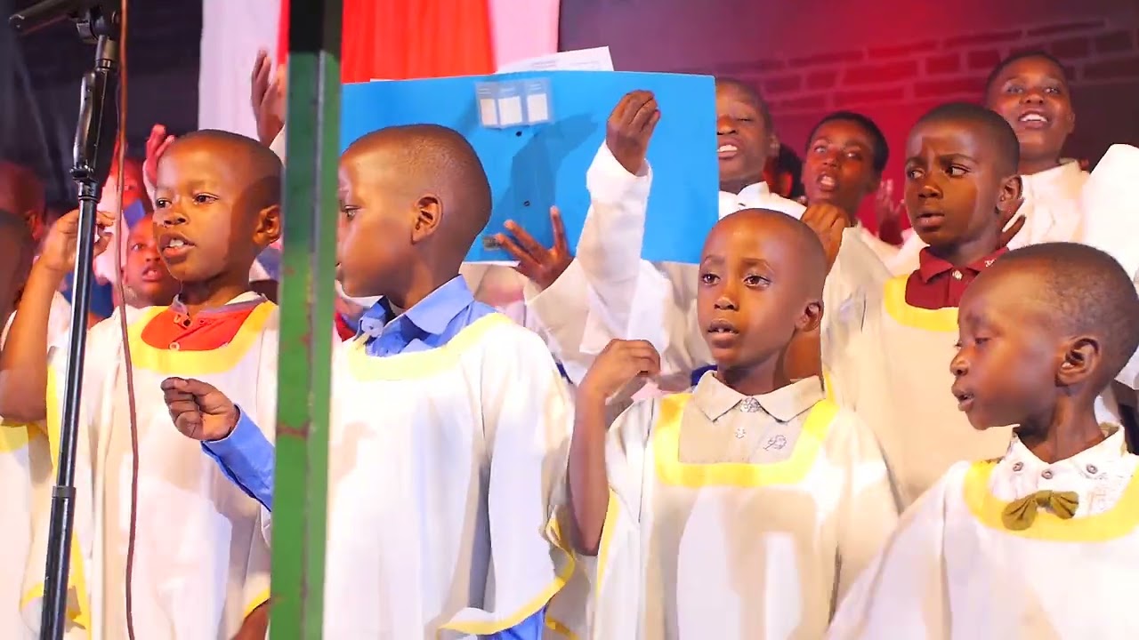 ICYISHOGORO CYA PARUWASI KINONO BY PUERE CANTORES KINONI 