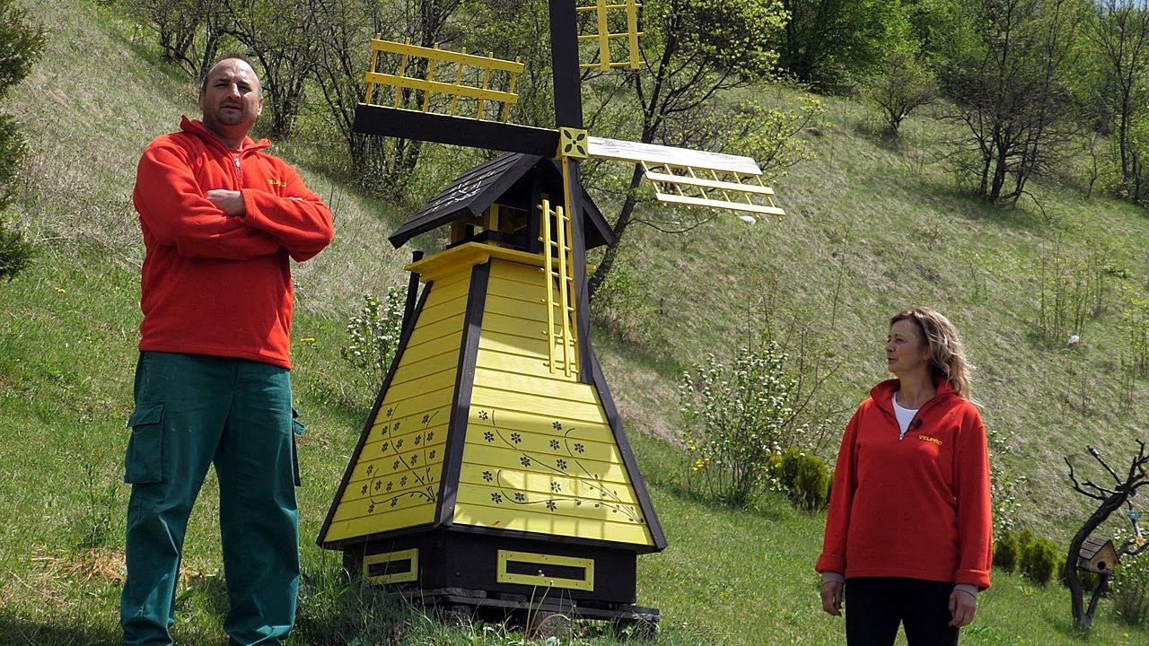 Izrađuju vjetrenjače i ukrase za dvorišta