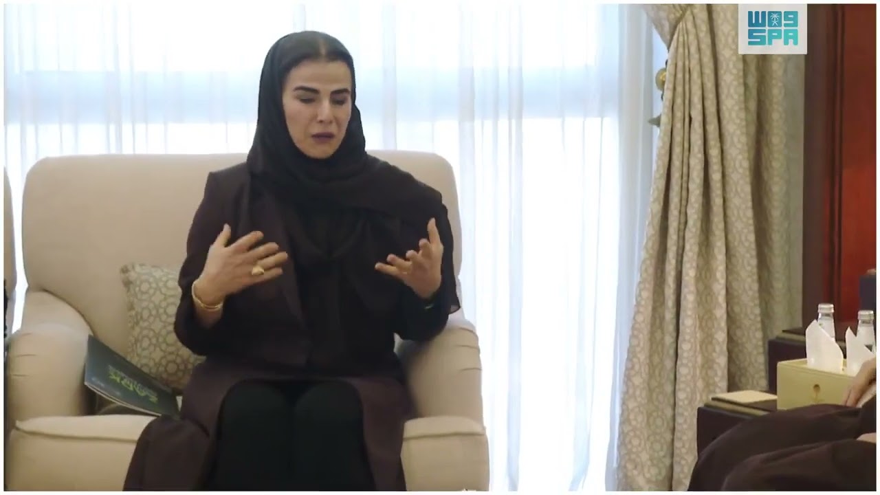 جانب من اطلاع نائب أمير الشرقية على جهود الأكاديمية السعودية لفنون الطهي.#واس 