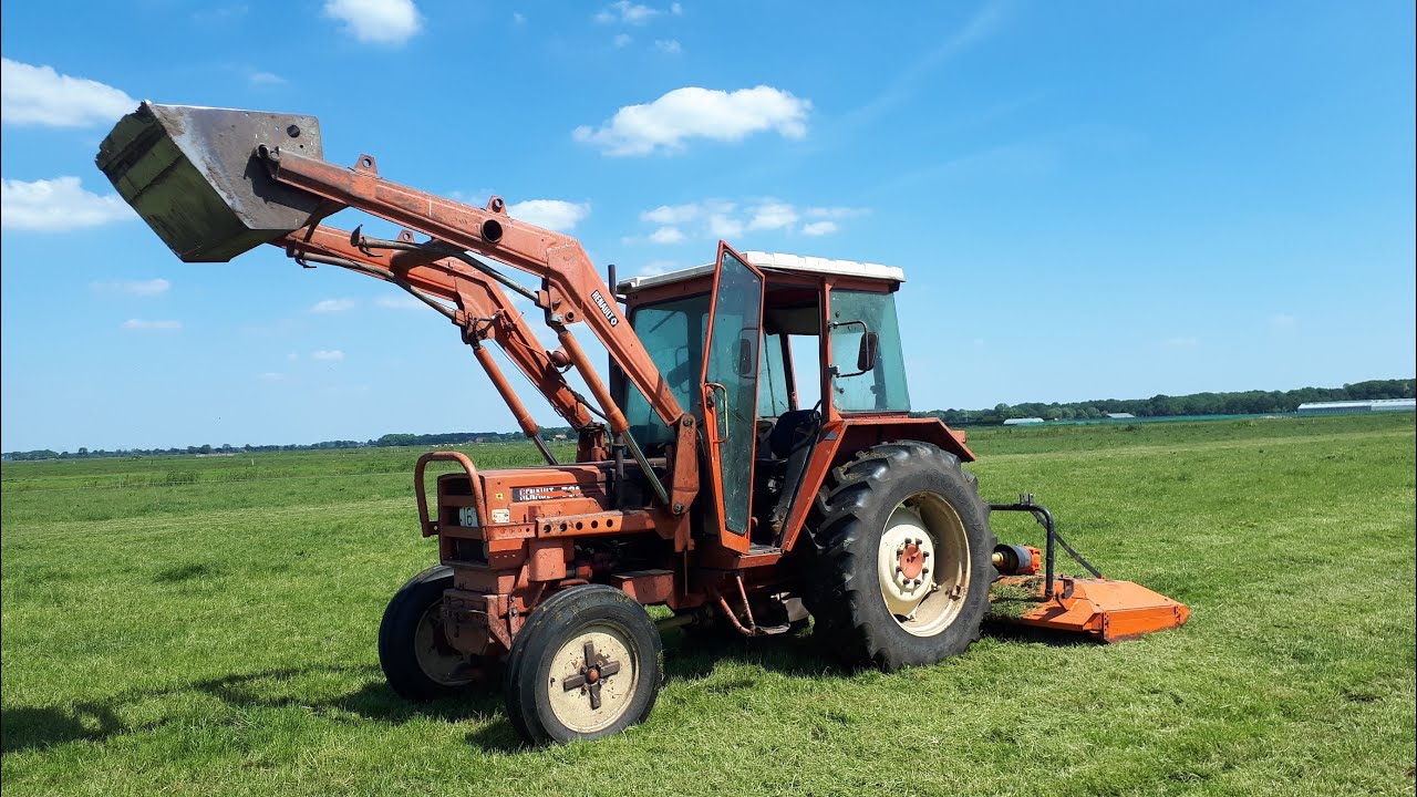 Boer Gerrit vlogt | Voor het eerst dit jaar weer BLOTEN | Renault 781 met weidebloter