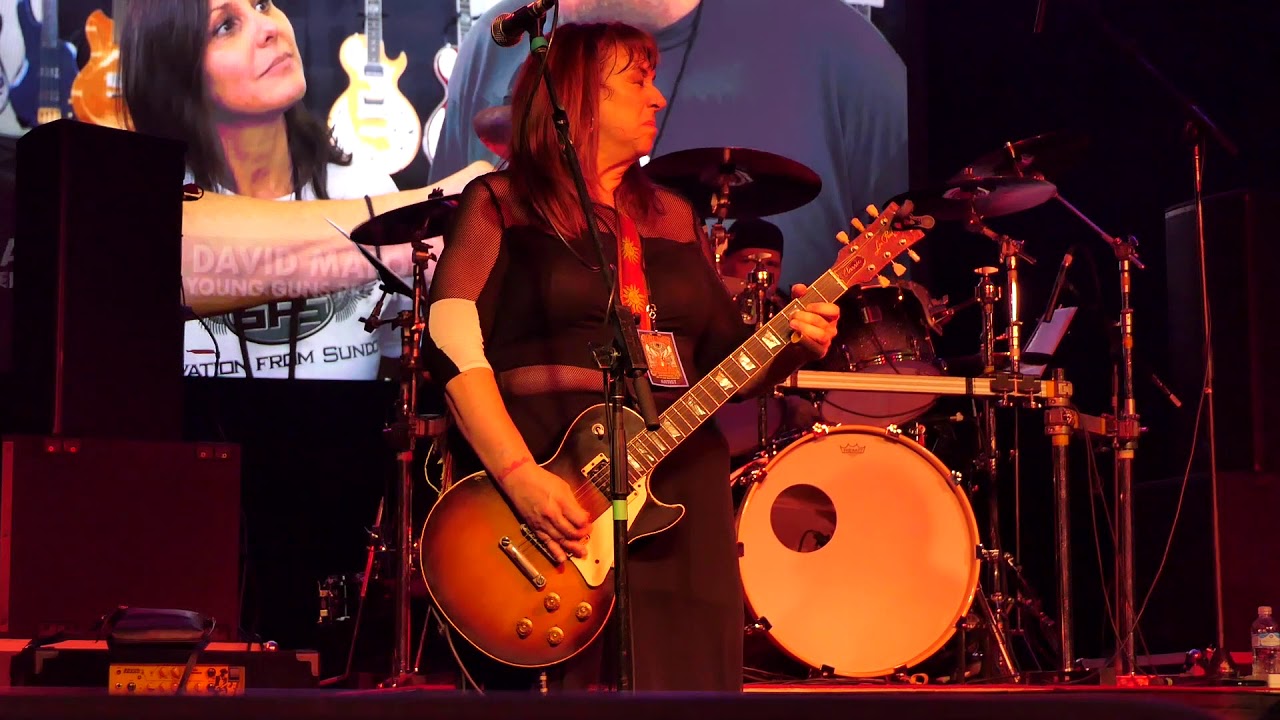 Joanna Connor - Walkin' Blues - 5/3/19 Dallas International Guitar Festival