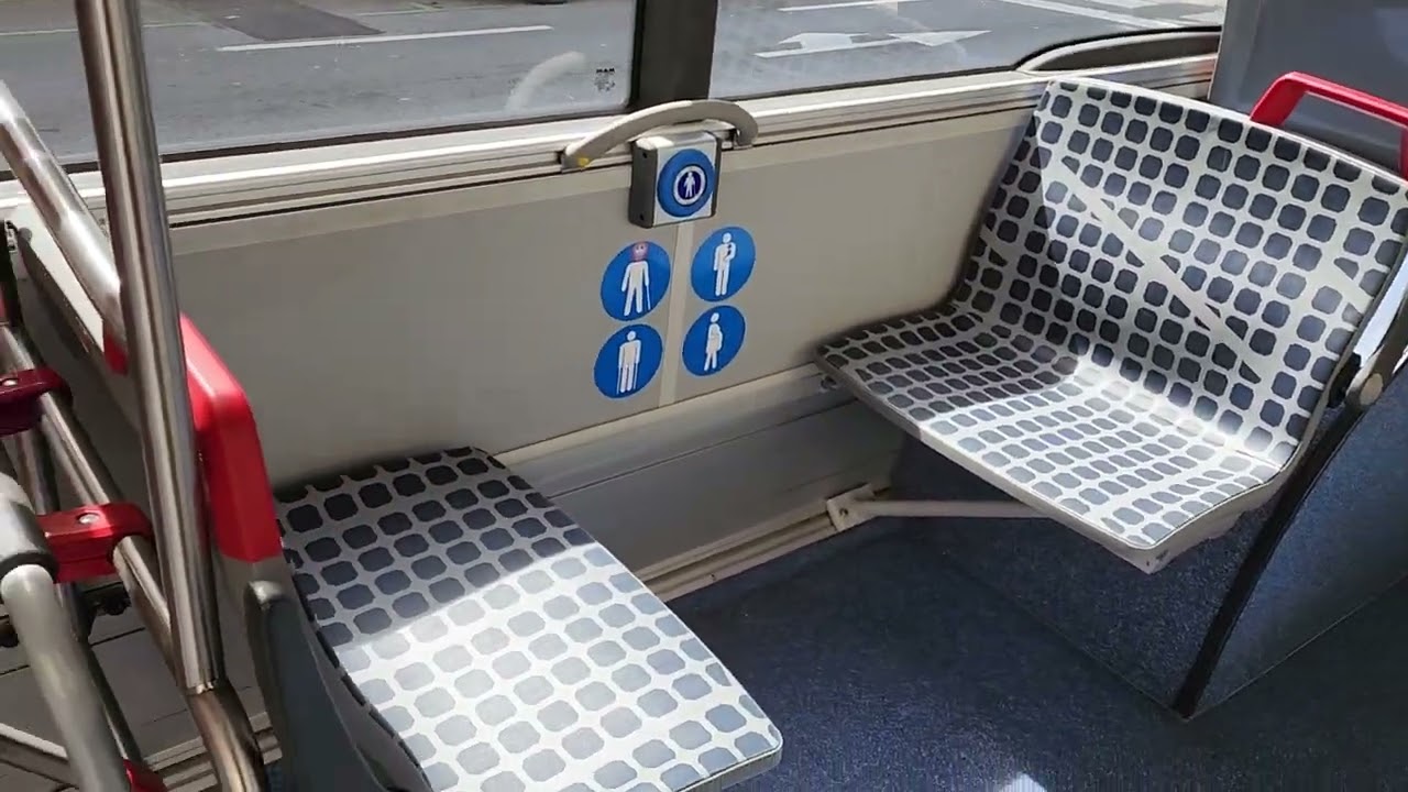 #Paseando▫️Autobus 🚍 híbrido por dentro 📌 Línea V23 🌍 #Barcelona 🇪🇸