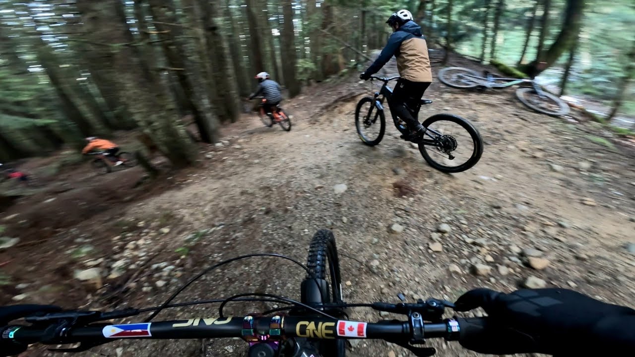 Technical loam trail #mtb #mtblife #mtbphilippines #trek #downhillmtb 