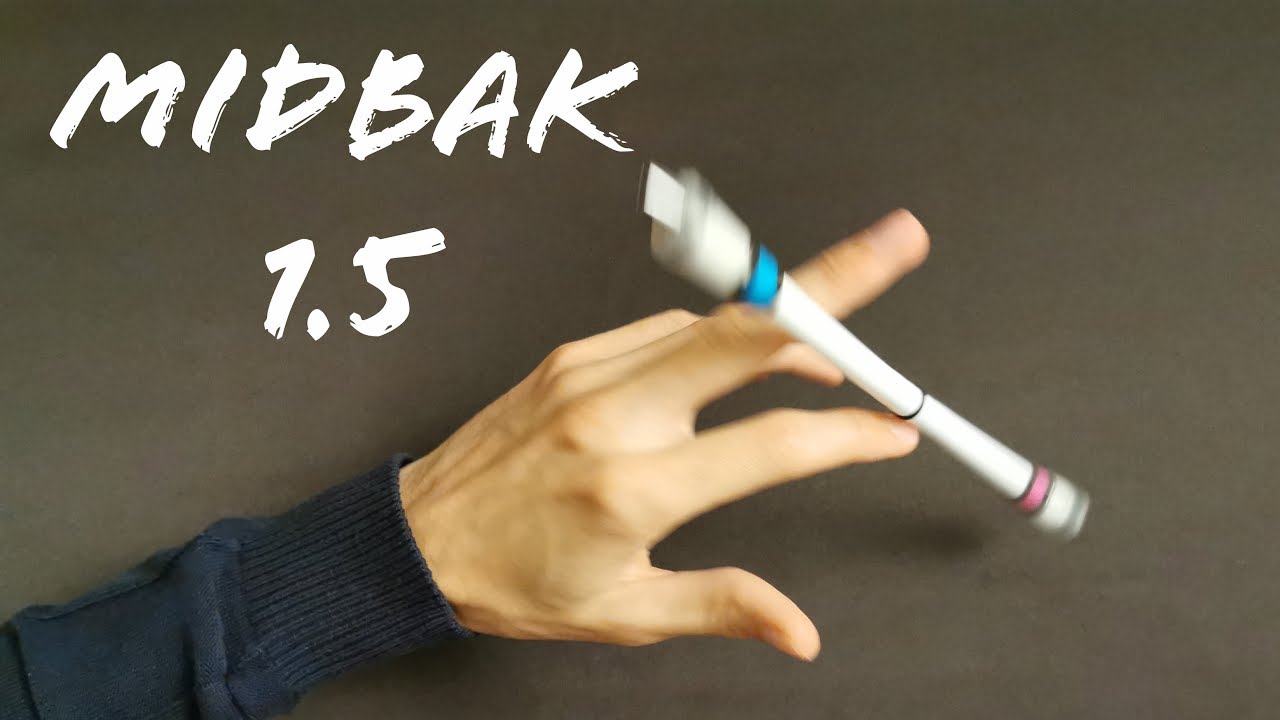 Midbak 1.5 [Penspinning in Slow Motion]