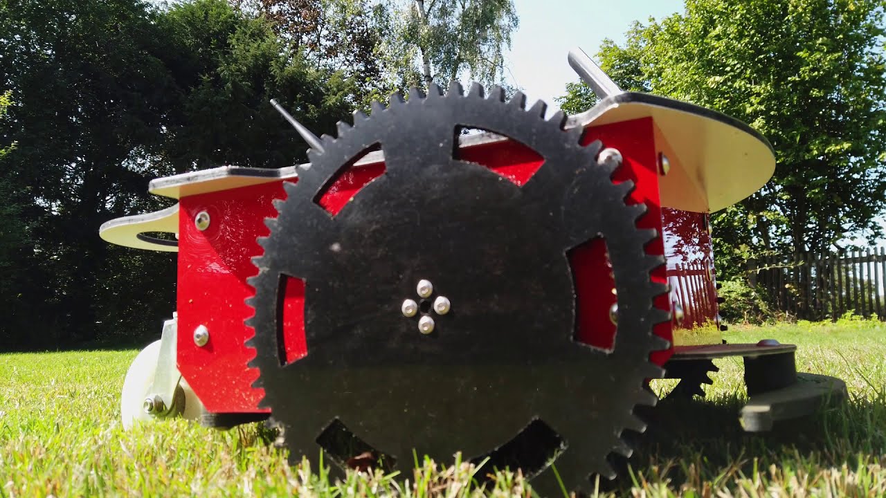 Kurz vorgestellt: der ArduMower DIY Mähroboter mit GPS/RTK