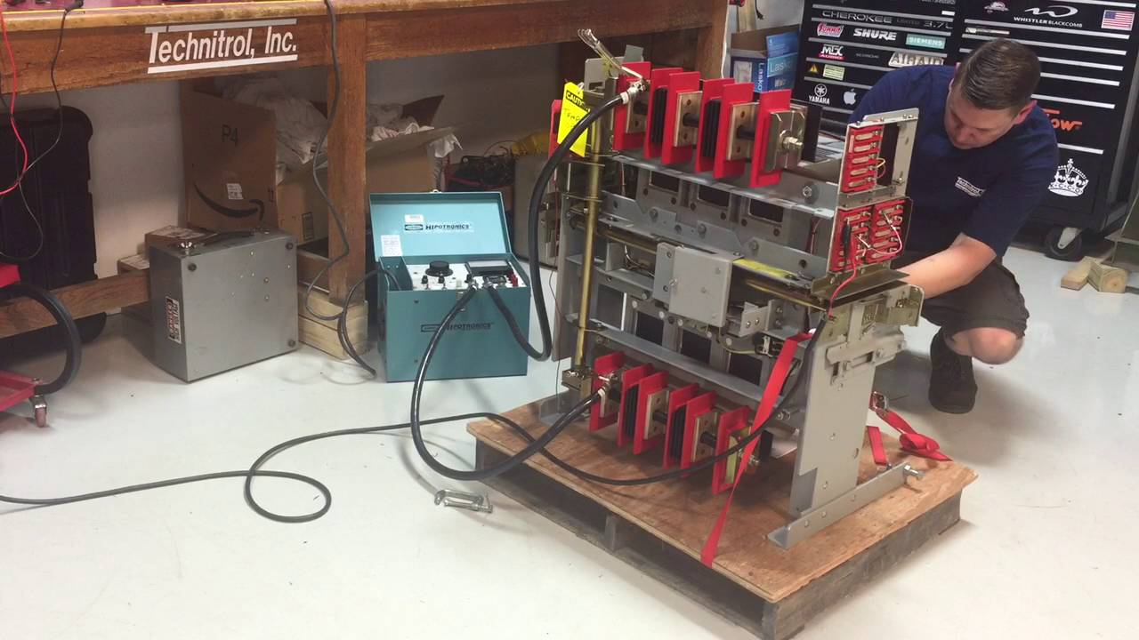 GE PowerBreak 1 3000A Circuit Breaker