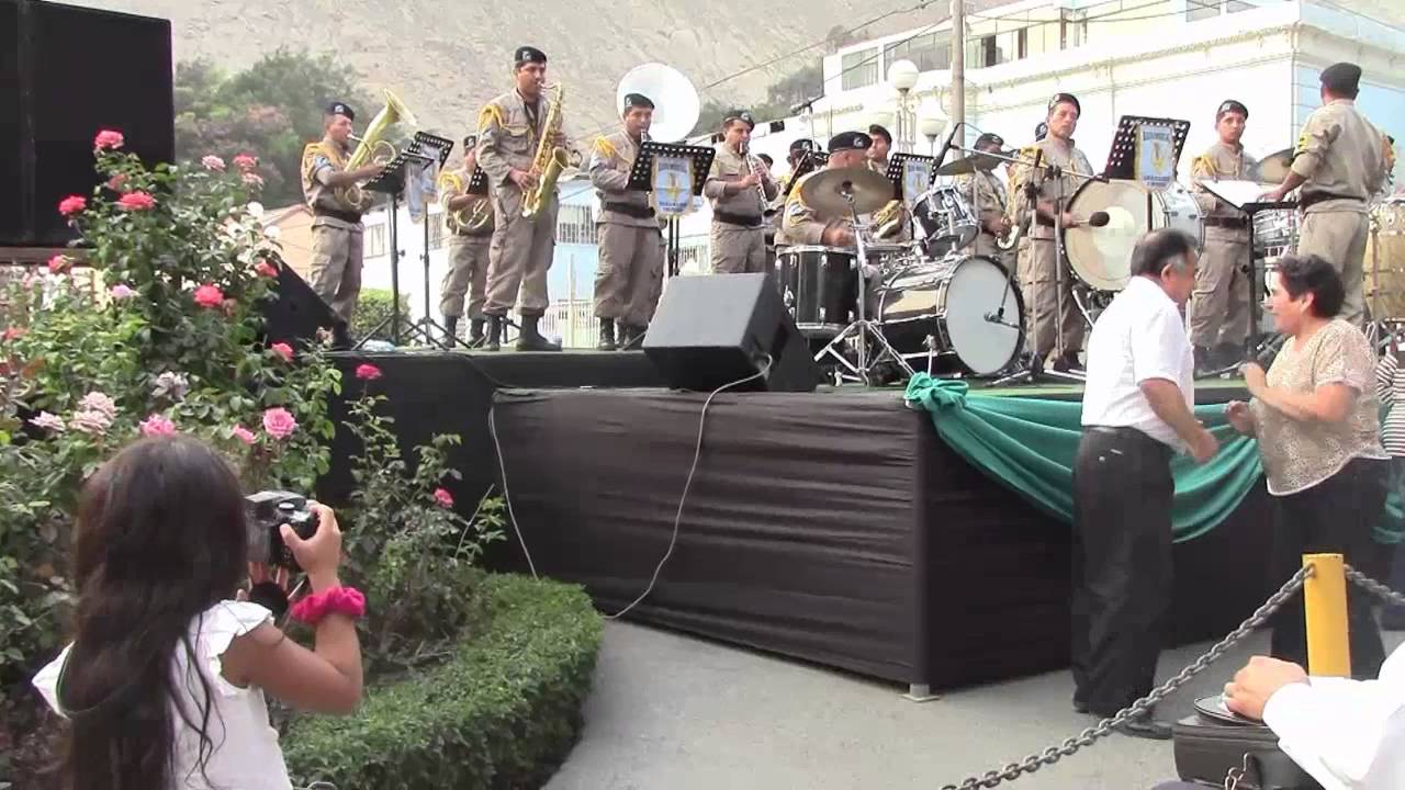 mix viejitos calientes - por la Retreta de la Banda de Música de Serenazgo