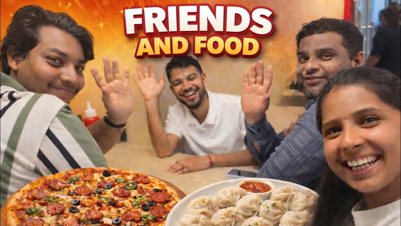 Pizza,momo and friends ❤️#viral #dailyvideo #youtube #vlog #dailyvideobvog#friends  