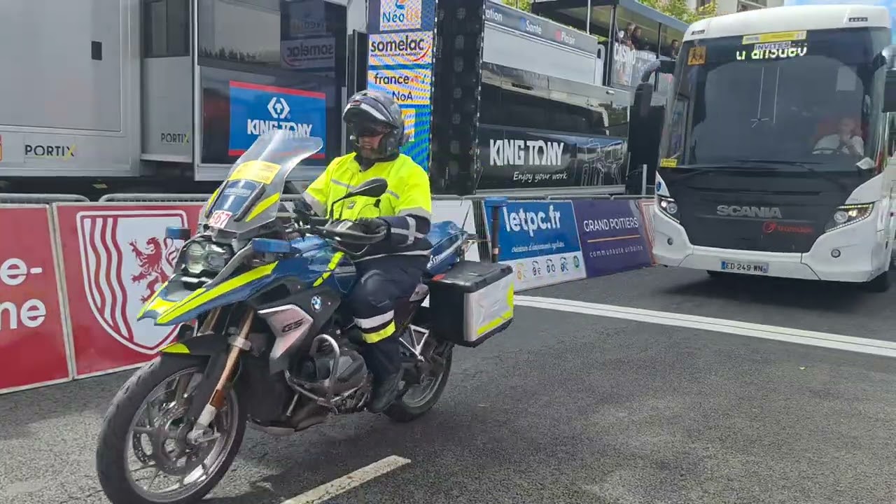 Tour Poitou-Charentes en Nouvelle-Aquitaine 2025 arrivée à Poitiers (86) le 29 août 2025