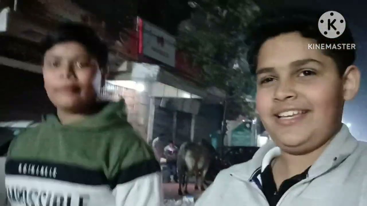 Phir chale kuch khane aur bakwas karne