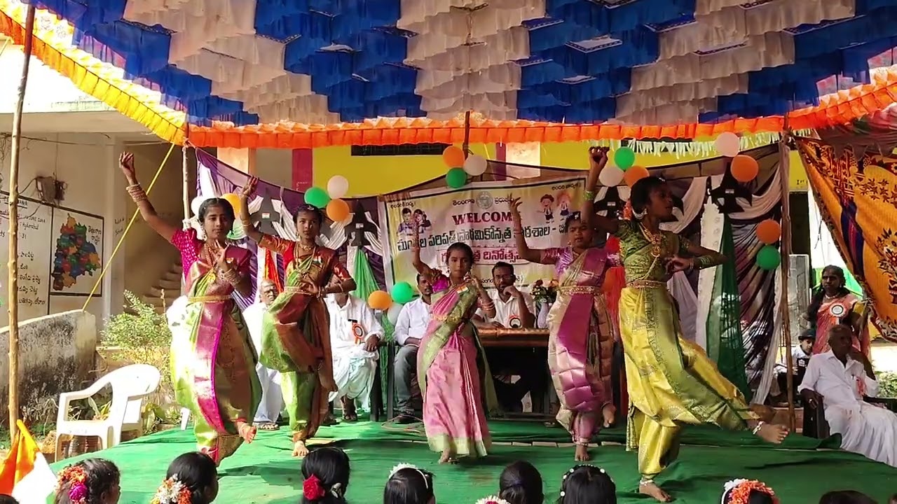 Jagathi sigalo jabilammaku vandanam dance performance MPUPS BIDEKANNA 