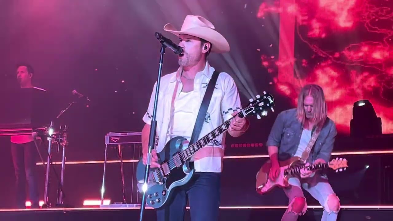 Dustin Lynch - Momma’s House (Live) - Xcite Center at Parx Casino, Bensalem, PA - 9/21/24