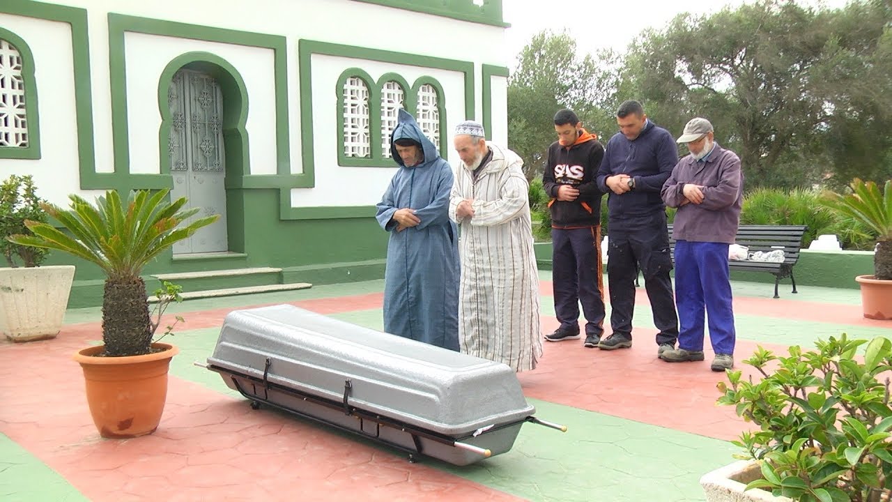 Sin identidad, el último entierro de la tragedia