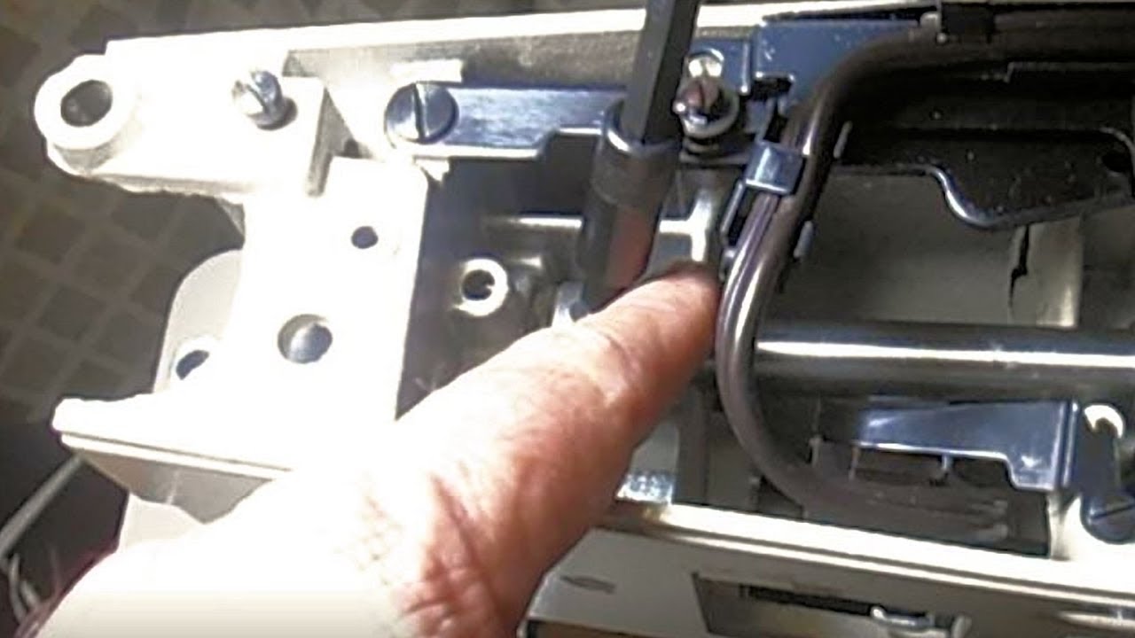 How to Eliminate End Play of the Horizontal Arm Shaft on a Singer Model 513