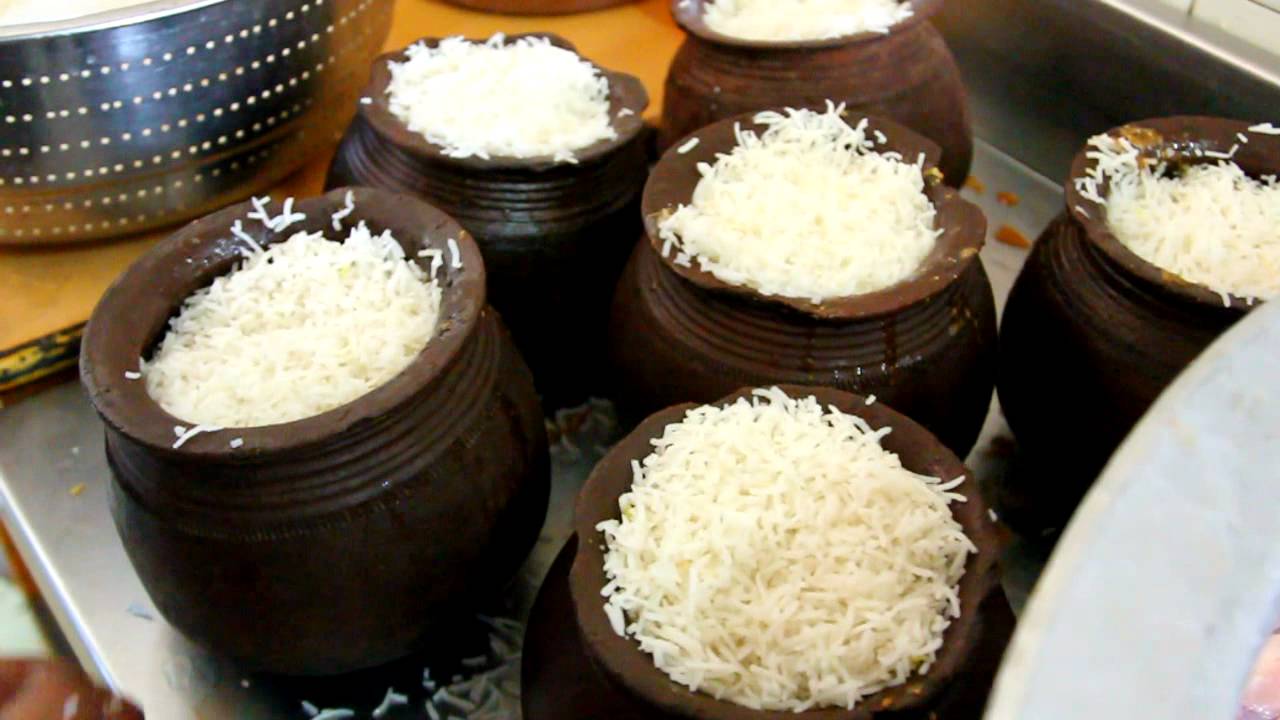 Pot Biryani Restaurant Style