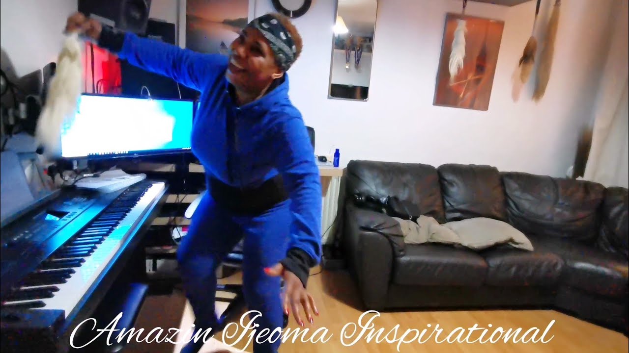 Мама вспомнила, что у неё завтра день рождения 💃💃😅🔥🎉🎊 Dance4Health — альбом Mum's Invade выйдет 3...