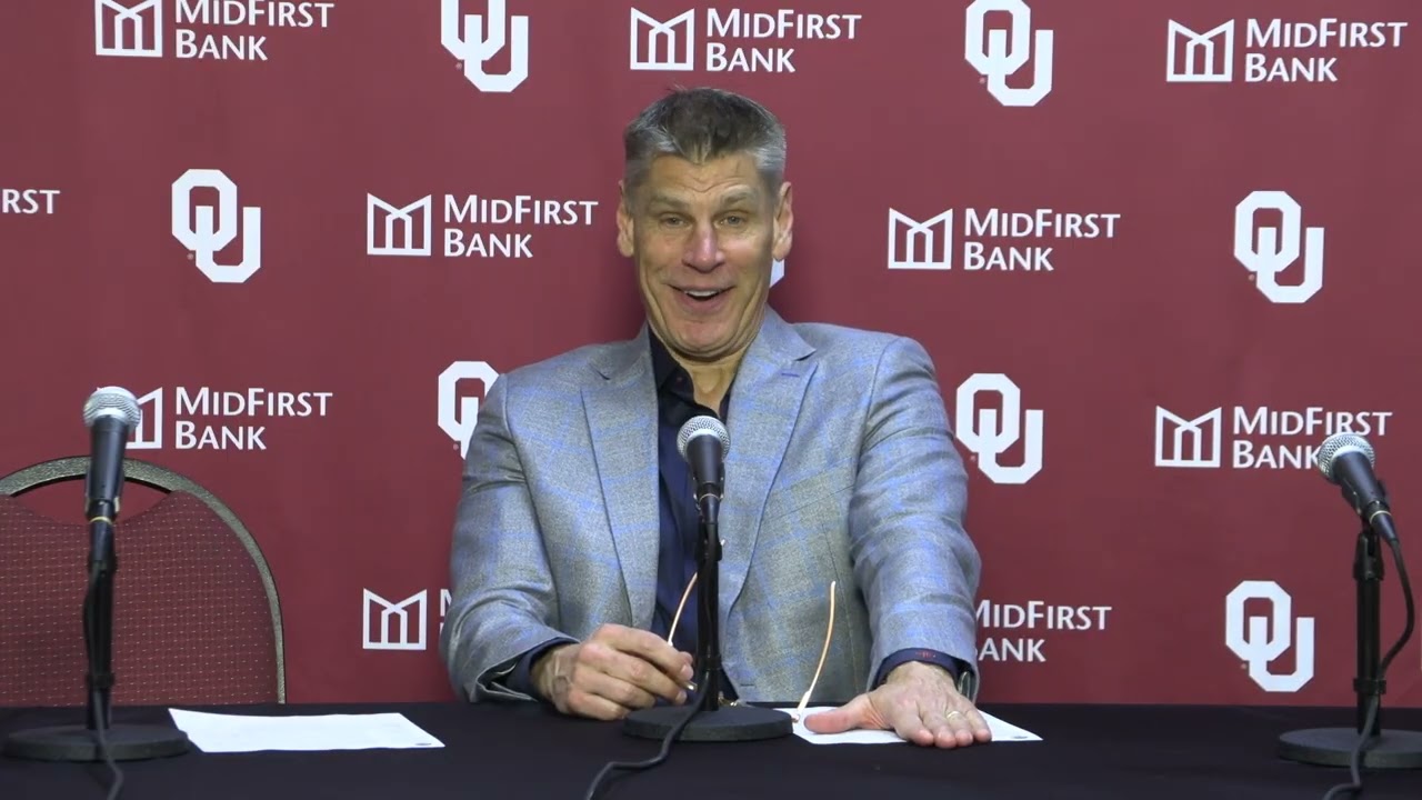 Porter Moser Postgame vs. SFU