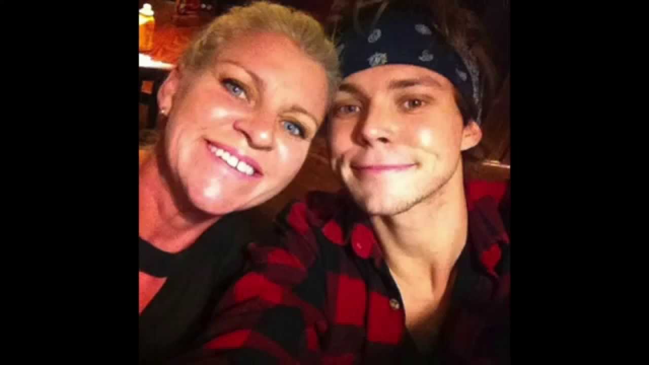 Ashton Irwin ||Waterfall||