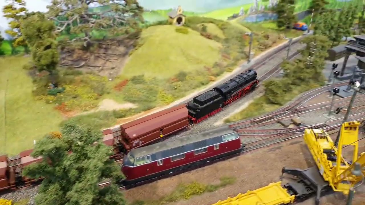 Modelleisenbahn: Faszinierende Miniaturwelt der Züge🚂🚄 (Güterzug, Dampslok) (model train / railway)