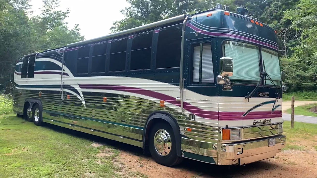A tour of George’s awesome Prevost rv conversion
