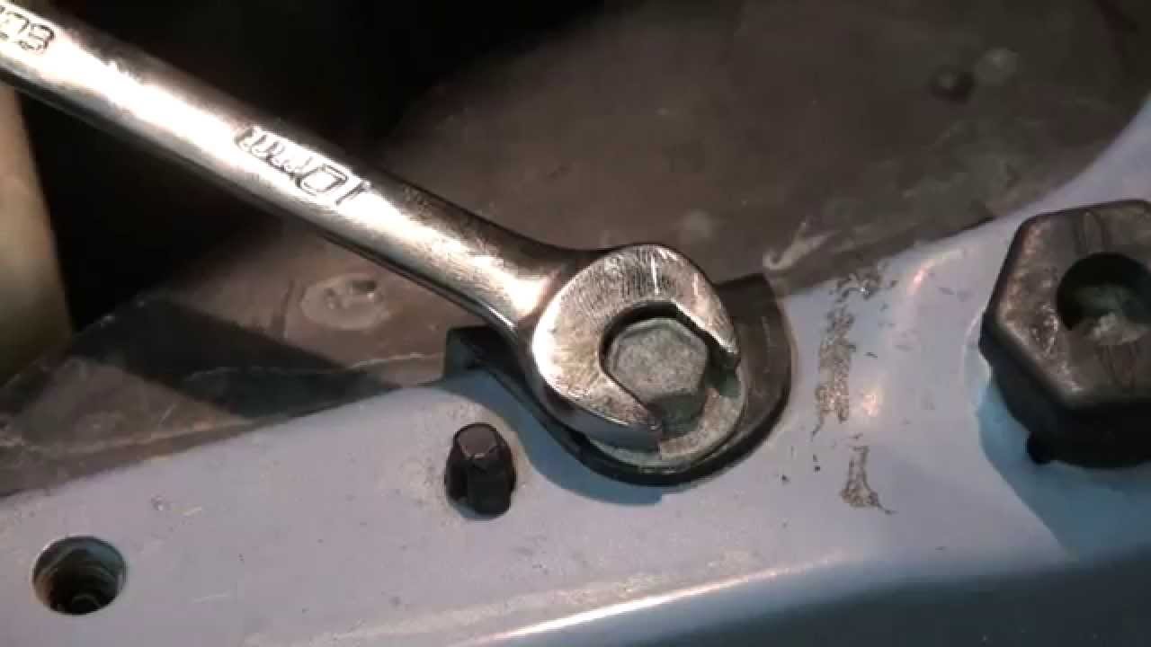 Flanked wrenches vs non Flanked wrenches