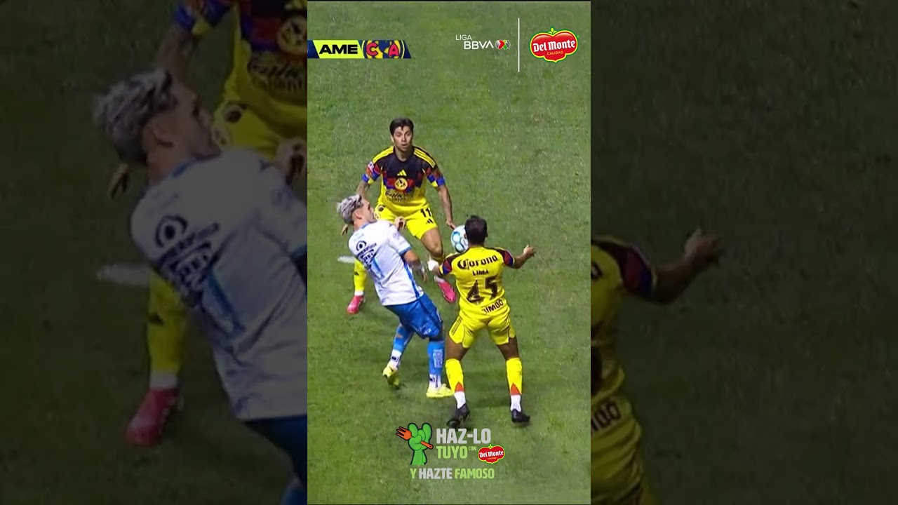 Vin&iacute;cius Moreira la bajo de pechito y le dijo a D&aacute;vila: #HazLoTuyoHazteFamoso. 🦅⚽️