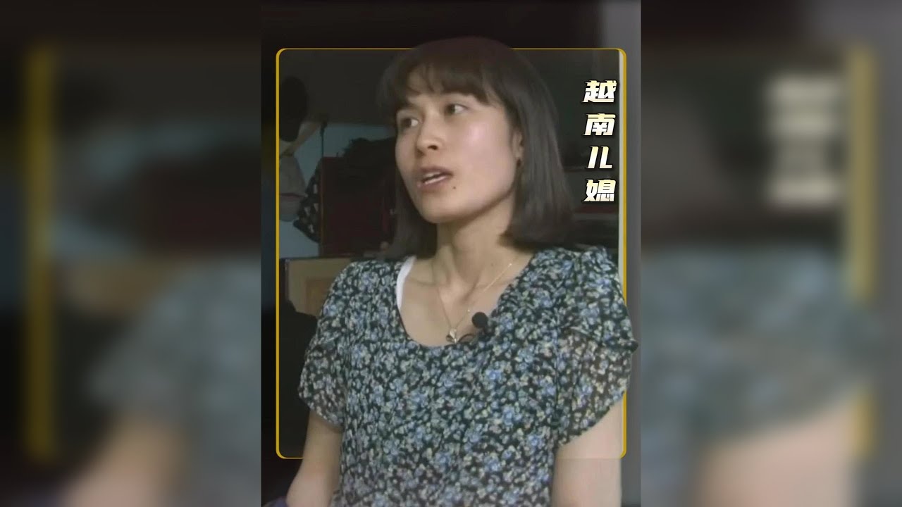 她把母亲接来照顾月子，5年后母亲却宁愿吃泡面也不肯回家 一位越南母亲，远赴韩国照顾女儿月子，却一待就是五年，宁愿蜗居在狭小宿舍吃泡面，也不愿回到越南宽敞的家。女儿对此从不解、崩溃到最终爆发，婆家也充满