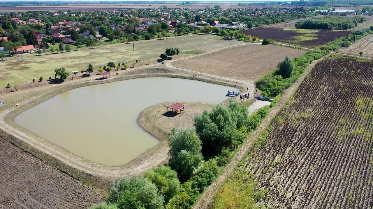 Belv&iacute;zzel a sz&aacute;razs&aacute;g ellen &ndash; Egy l&eacute;p&eacute;s a kl&iacute;mav&aacute;ls&aacute;g kezel&eacute;s&eacute;re, R&aacute;k&oacute;czi&uacute;jfalu