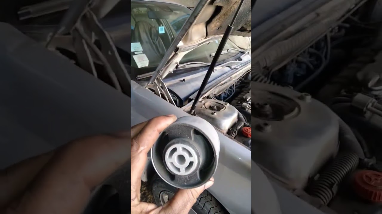 معلومة للمبتدئين في مجال الميكانيك Silent bloc de triangle Peugeot 406