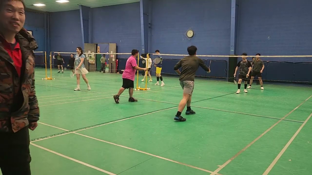 Mike/Matthew vs Brandon/Li