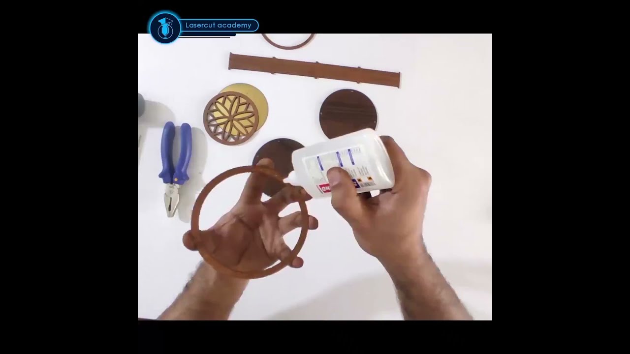 Assembly video for Laser cut file code : LA0016