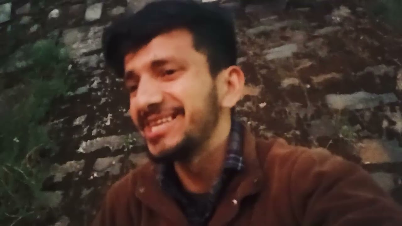 Kitna khata h be ye insaan🤣🤣 #viral #comedy #shorts #youtubeshorts #funny @Addyshorts_22J 