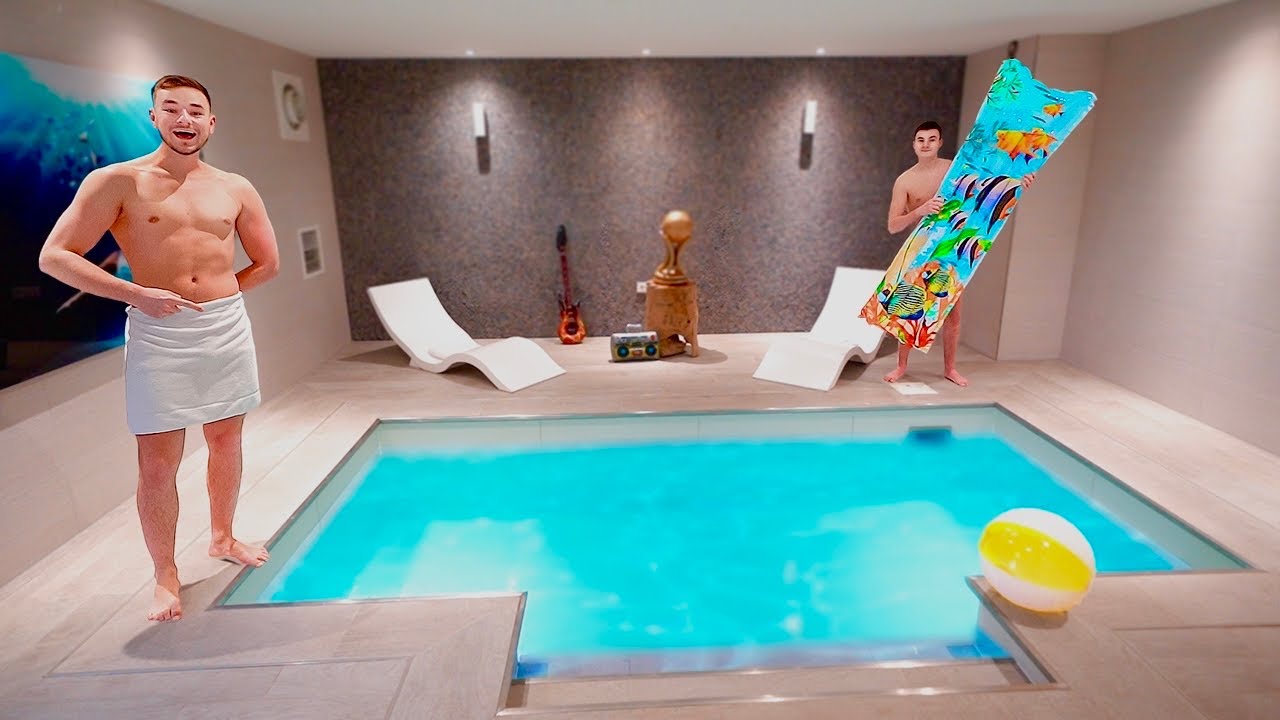 ONZE HOTELKAMER MET EIGEN ZWEMBAD!