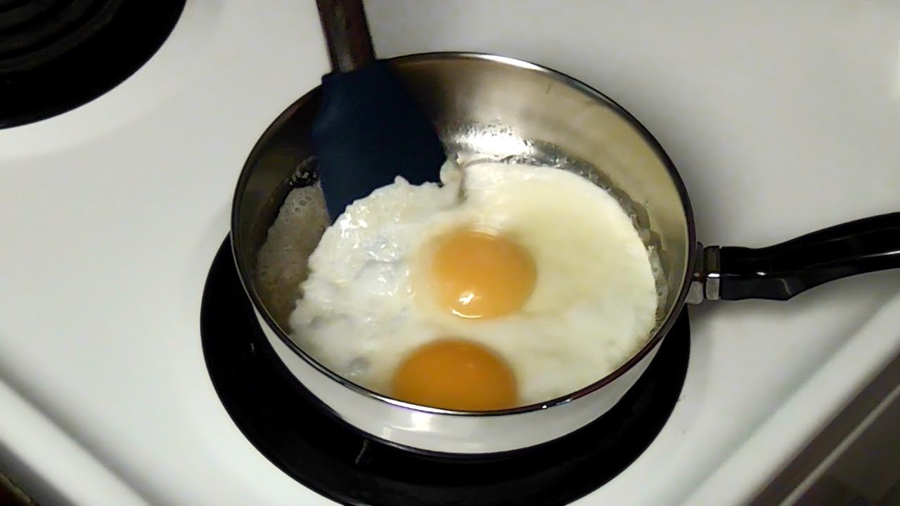 Cooking Eggs in a Farberware Stainless Steel Skillet without Sticking