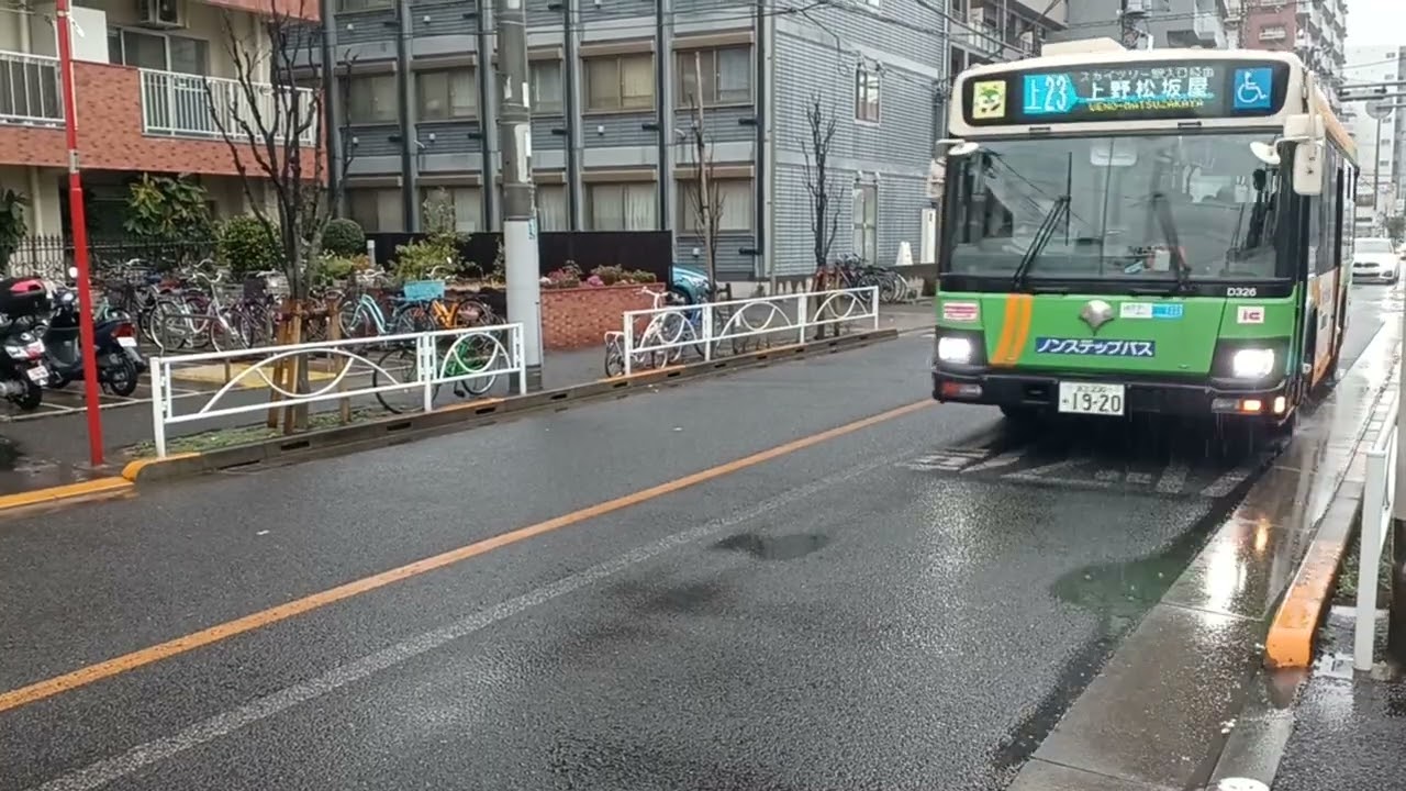 いすゞエルガ都営バスZ-D326(青戸)上23上野駅前経由上野松坂屋行き社会福祉会館前8時30分到着1分遅れ