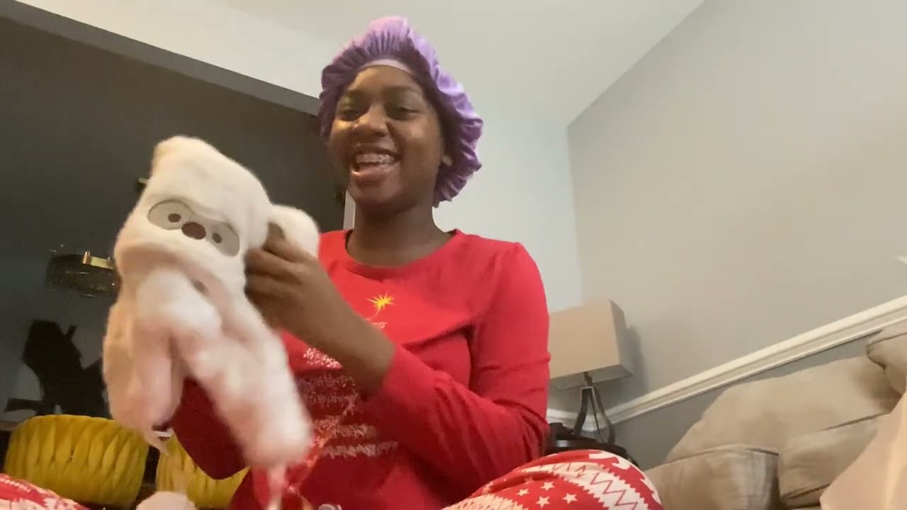Christmas vlog 🎄| Opening presents 🎁, spending time with family, etc. 