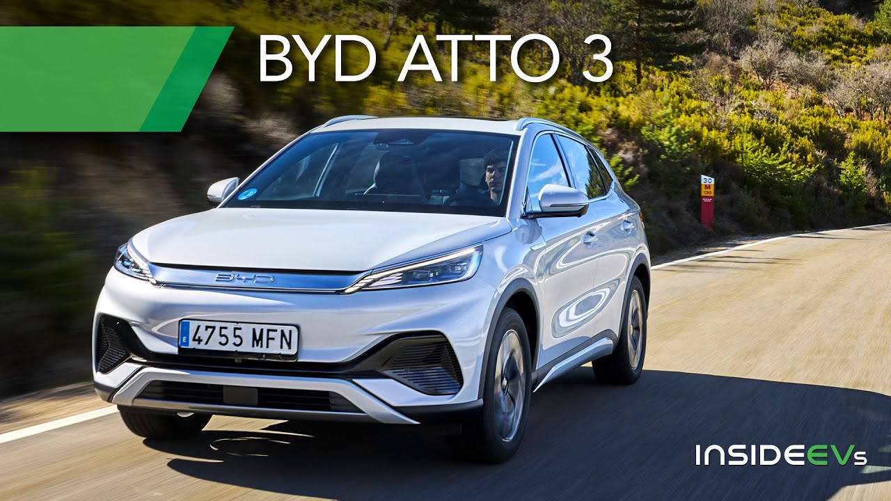 BYD Atto 3 🇨🇳 Arriva in Italia il SUV con le batterie a lama. Ecco come va!