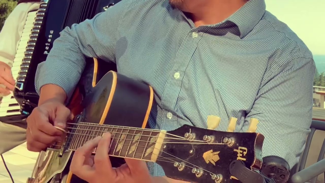 Lulu Swing- Tracy Kim Quartet - French Cafe Live Jazz- Gypsy Jazz Guitar