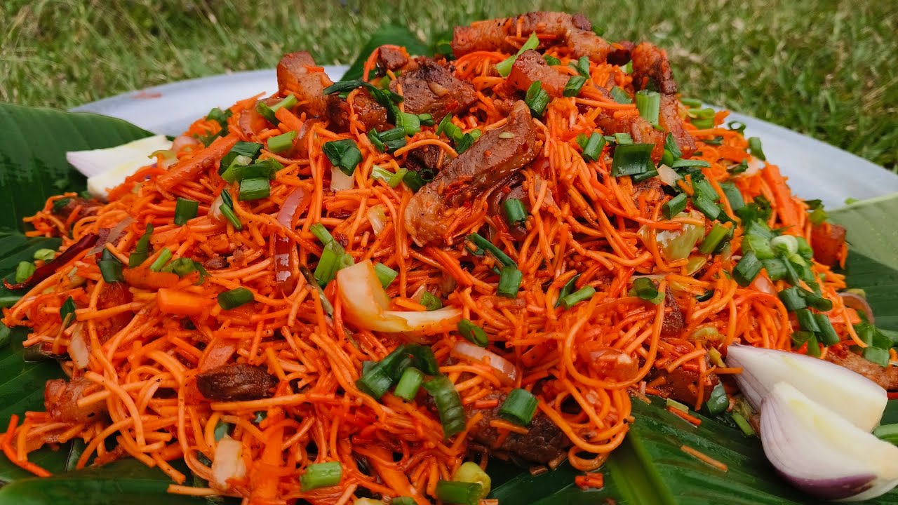 Pork Schezwan Noodles/Chow | Doh Sniang Schezwan Chaw | Our cooking style #cookingwithnature