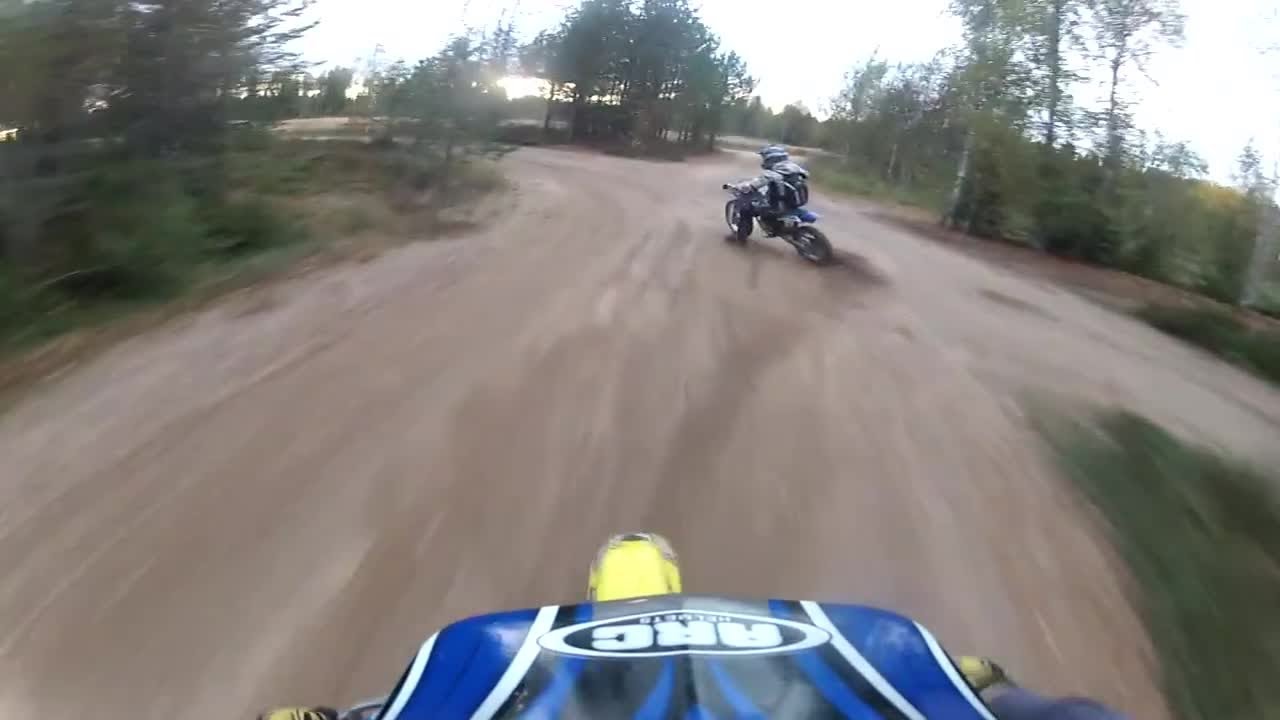 Suzuki RM 85 & Yamaha YZ 85 Trail Riding & Top Speed