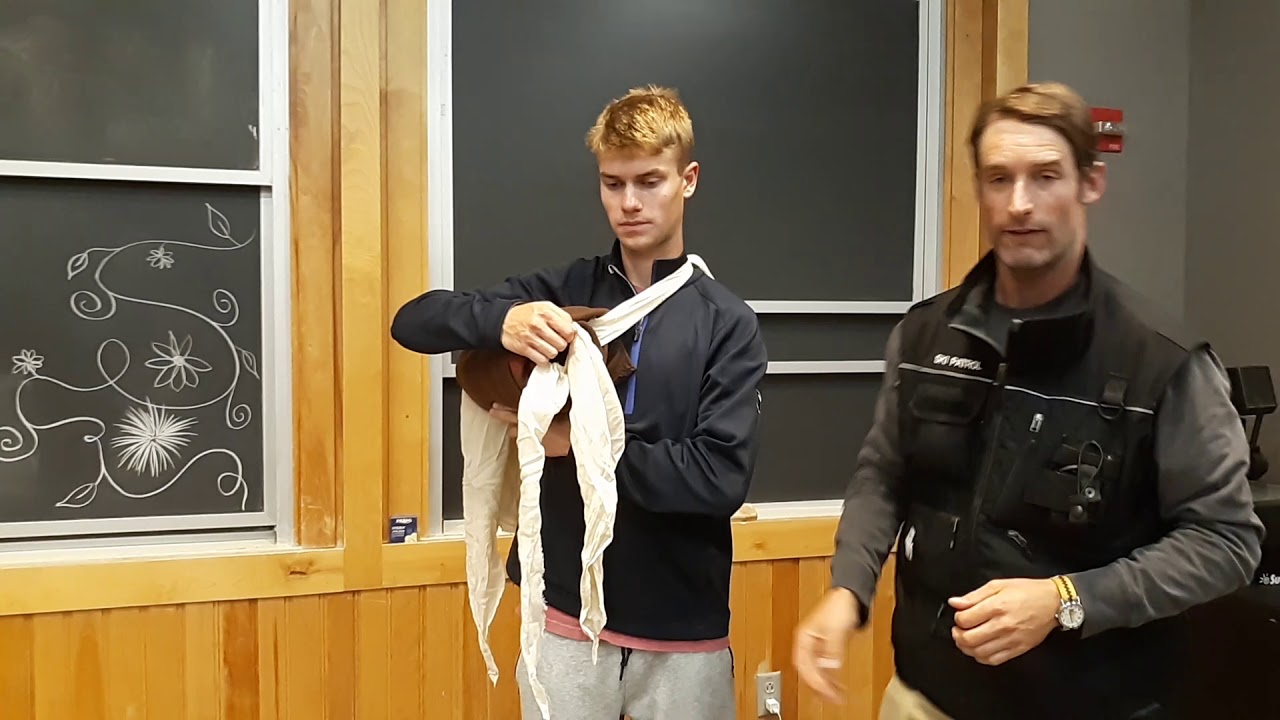 Midd Ski Patrol Tips: Blanket Roll Splint