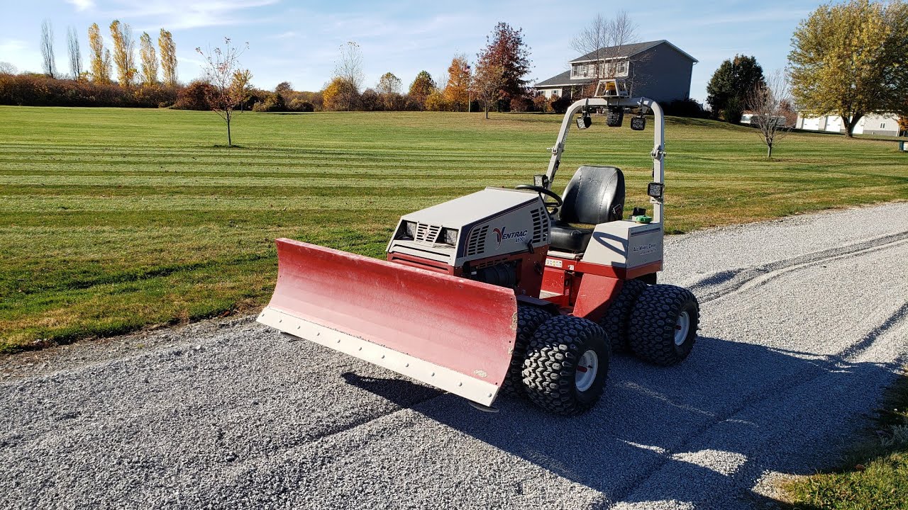 Ventrac 4500 Grading Gravel Driveway!