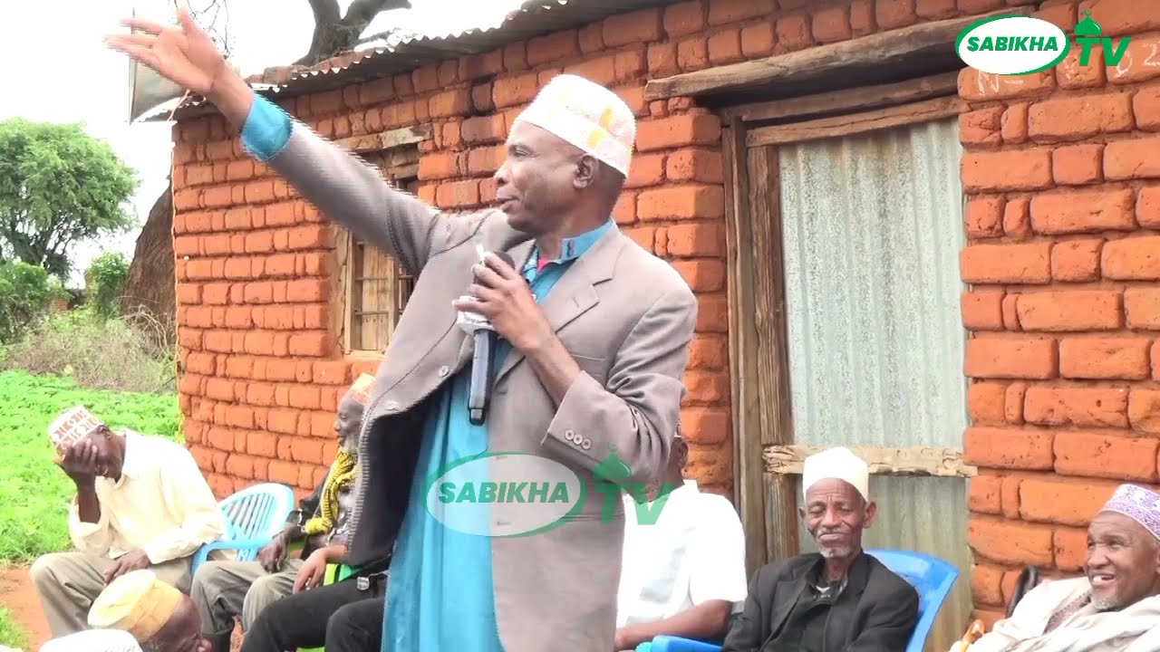 SHEIKH  IDRISA NKUSA ALIVYOIMBA KUWASIHI MASELA,TAZAMA KILI CHOFANYIKA