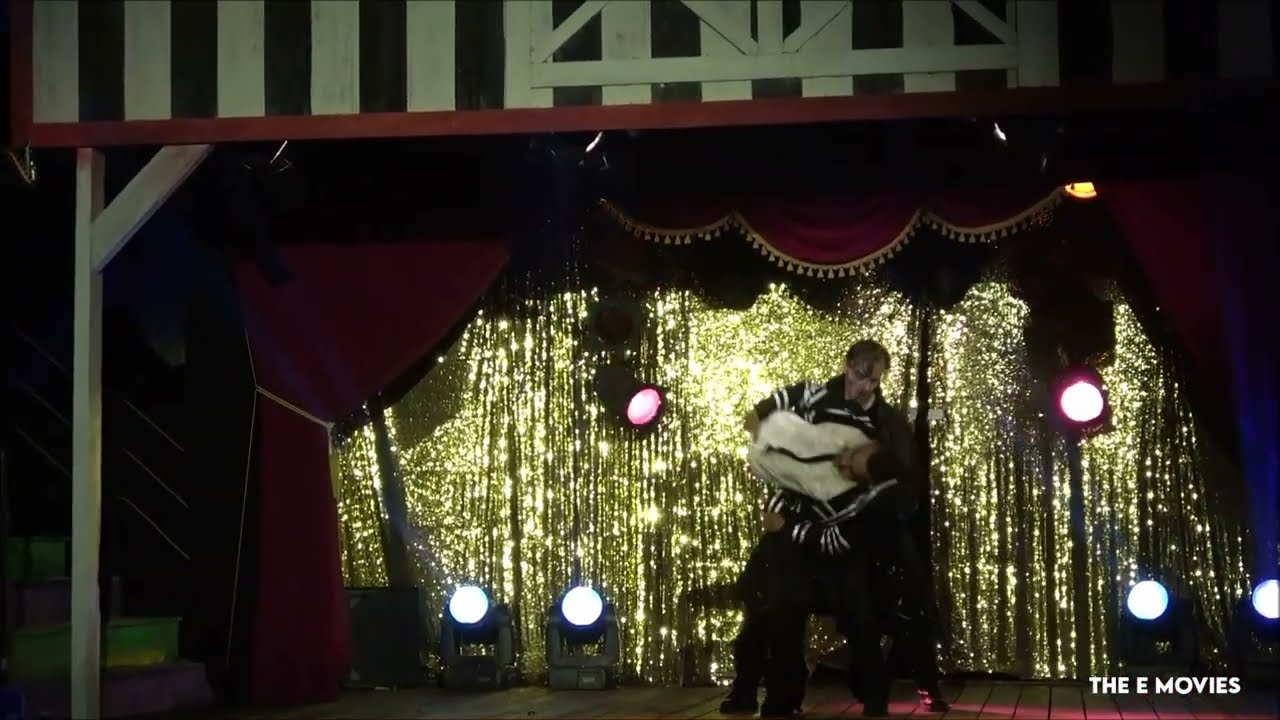 Andrew Melia Illusionist Eddie's Festival Of Freaks Halloween Fright Nights 2022