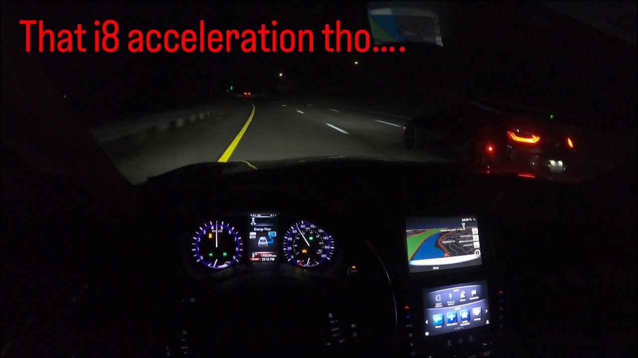 BMW i8 vs Infiniti Q50S Hybrid