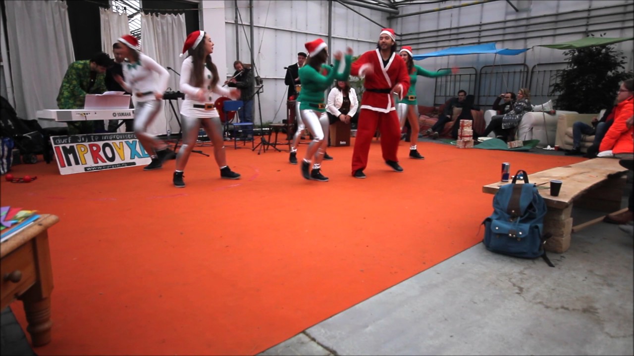 Christmas performance music fail! Ducktape Urban Dance Crew vs. ImprovXL @ Kerst in de kas